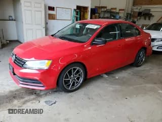 ✅ 2015 Volkswagen Jetta SE • VIN: 3VWD07AJ7FM427339 • Лот: 68024835. Опубликован ранее на Copart с пробегом 72 061 миль. Бесплатный доступ к архиву аукционных продаж из США и подробный отчёт об истории автомобиля на DreamBid. Изображение 1.