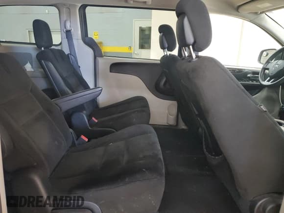 ✅ 2016 Dodge Grand Caravan SXT • VIN: 2C4RDGCG9GR352667 • Lot: 90919345. Wystawiony na Copart z przebiegiem 197 914 mil. Bezpłatny archiwum sprzedaży aukcyjnych z USA i szczegółowy raport historii pojazdu na DreamBid. Zdjęcie 11.