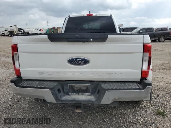 ✅ 2019 Ford F-350 XL • VIN: 1FT8W3DT1KEE82149 • Лот: 63997105. Опубликован ранее на Copart с пробегом 300 158 миль. Бесплатный доступ к архиву аукционных продаж из США и подробный отчёт об истории автомобиля на DreamBid. Изображение 6.