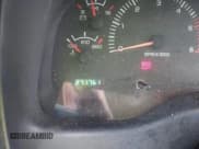 ✅ 1999 Dodge Durango • VIN: 1B4HR28Y4XF659931 • Lot: 43051060. Wystawiony na IAAI z przebiegiem 271 761 mil. Bezpłatny archiwum sprzedaży aukcyjnych z USA i szczegółowy raport historii pojazdu na DreamBid. Zdjęcie 15.