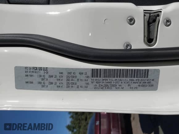 2020 Jeep Compass Latitude с VIN 3C4NJDBB8LT228554, выставлен на аукционе IAAI как лот 43212377 с пробегом 49 032 миль миль и . История ставок и продаж доступна на DreamBid. Изображение 9.