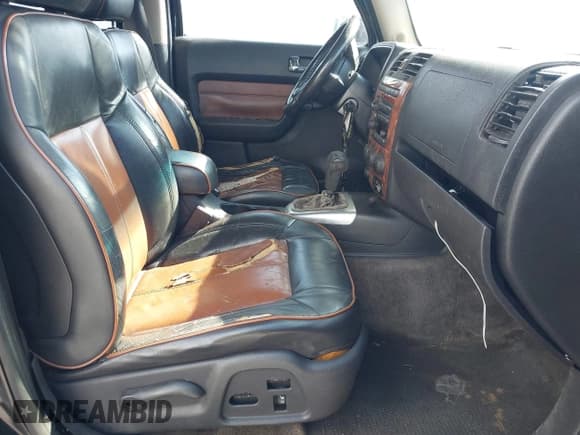 ✅ 2006 Hummer H3 • VIN: 5GTDN136768102925 • Lot: 43531055. Wystawiony na IAAI z przebiegiem 183 934 mil. Bezpłatny archiwum sprzedaży aukcyjnych z USA i szczegółowy raport historii pojazdu na DreamBid. Zdjęcie 5.