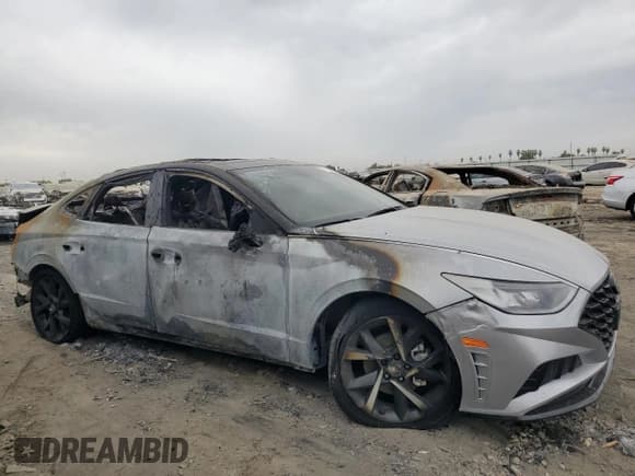 ✅ 2023 Hyundai Sonata SEL Plus • VIN: KMHL44J27PA261070 • Лот: 70955845. Опубликован ранее на Copart с пробегом Не указан. Бесплатный доступ к архиву аукционных продаж из США и подробный отчёт об истории автомобиля на DreamBid. Изображение 4.