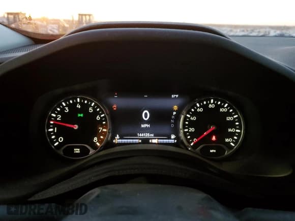 ✅ 2016 Jeep Renegade Limited • VIN: ZACCJBDT0GPC74748 • Lot: 91658525. Listed on Copart with 144,125 mi. Free auction sales archive from the USA and detailed vehicle history report at DreamBid. Image 9.