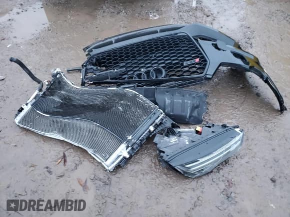 ✅ 2018 Audi S7 • VIN: WUAWRBFC5JN902941 • Лот: 85041654. Опубликован ранее на Copart с пробегом 64 028 миль. Бесплатный доступ к архиву аукционных продаж из США и подробный отчёт об истории автомобиля на DreamBid. Изображение 12.