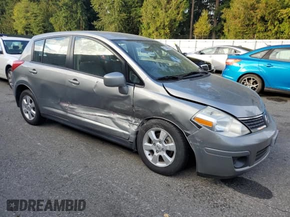 ✅ 2009 Nissan Versa SL • VIN: 3N1BC13E59L365189 • Lot: 81745425. Listed on Copart with 74,316 mi. Free auction sales archive from the USA and detailed vehicle history report at DreamBid. Image 4.