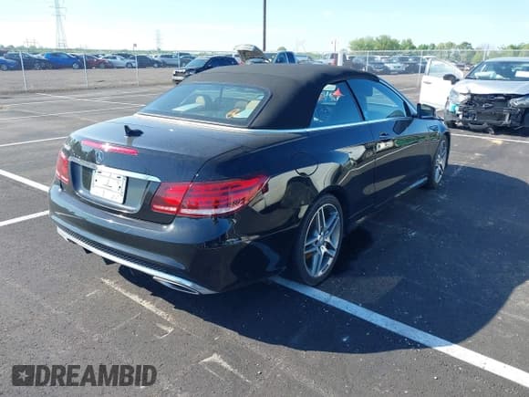 ✅ 2016 Mercedes-Benz E 400 • VIN: WDDKK6FF7GF334640 • Лот: 42014084. Опубликован ранее на IAAI с пробегом Не указан. Бесплатный доступ к архиву аукционных продаж из США и подробный отчёт об истории автомобиля на DreamBid. Изображение 4.