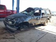 ✅ 1996 Ford Explorer XLT • VIN: 1FMDU32P7TZA99462 • Lot: 67788154. Wystawiony na Copart z przebiegiem 195 839 mil. Bezpłatny archiwum sprzedaży aukcyjnych z USA i szczegółowy raport historii pojazdu na DreamBid. Zdjęcie 1.