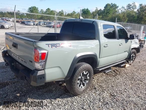 ✅ 2023 Toyota Tacoma SR5 • VIN: 3TYCZ5AN8PT131392 • Lot: 43554736. Listed on IAAI with 70,534 mi. Free auction sales archive from the USA and detailed vehicle history report at DreamBid. Image 4.