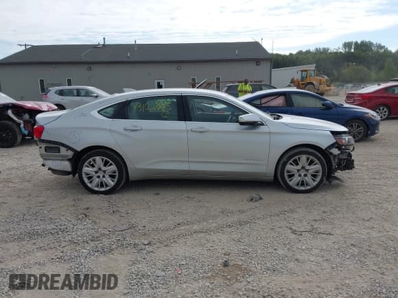 ✅ 2017 Chevrolet Impala LS • VIN: 2G11X5S30H9156358 • Лот: 43102685. Опубликован ранее на IAAI с пробегом 197 311 миль. Бесплатный доступ к архиву аукционных продаж из США и подробный отчёт об истории автомобиля на DreamBid. Изображение 14.