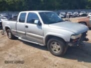 ✅ 2000 Chevrolet Silverado 1500 LS • VIN: 1GCEC19T2YZ291771 • Лот: 43213021. Опубликован ранее на IAAI с пробегом 212 385 миль. Бесплатный доступ к архиву аукционных продаж из США и подробный отчёт об истории автомобиля на DreamBid. Изображение 1.