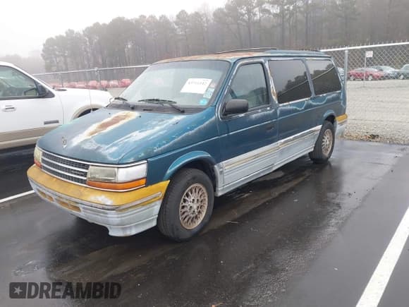 ✅ 1994 Plymouth Grand Voyager • VIN: 1P4GH54LXRX129419 • Лот: 43741842. Опубликован ранее на IAAI с пробегом 376 483 миль. Бесплатный доступ к архиву аукционных продаж из США и подробный отчёт об истории автомобиля на DreamBid. Изображение 2.