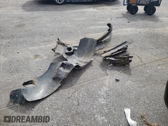 ✅ 2015 Chevrolet Equinox LT • VIN: 1GNFLFEK7FZ112157 • Лот: 72618904. Опубликован ранее на Copart с пробегом 92 949 миль. Бесплатный доступ к архиву аукционных продаж из США и подробный отчёт об истории автомобиля на DreamBid. Изображение 13.