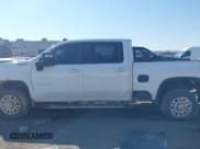 ✅ 2023 Chevrolet Silverado 2500HD LT • VIN: 1GC1YNEY8PF244396 • Лот: 43334825. Опубликован ранее на IAAI с пробегом Не указан. Бесплатный доступ к архиву аукционных продаж из США и подробный отчёт об истории автомобиля на DreamBid. Изображение 14.