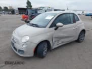 ✅ 2012 FIAT 500 Sport • VIN: 3C3CFFBR3CT112295 • Lot: 43704057. Wystawiony na IAAI z przebiegiem 127 746 mil. Bezpłatny archiwum sprzedaży aukcyjnych z USA i szczegółowy raport historii pojazdu na DreamBid. Zdjęcie 2.