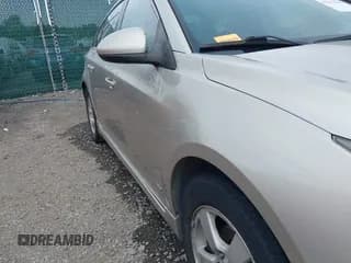 ✅ 2013 Chevrolet Cruze 1LT • VIN: 1G1PC5SBXD7323835 • Lot: 43201906. Listed on IAAI with 102,577 mi. Free auction sales archive from the USA and detailed vehicle history report at DreamBid. Image 6.