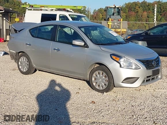 ✅ 2017 Nissan Versa SV • VIN: 3N1CN7AP7HL902570 • Lot: 43450425. Listed on IAAI with 74,099 mi. Free auction sales archive from the USA and detailed vehicle history report at DreamBid. Image 1.