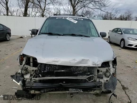 ✅ 2004 Ford Escape XLT • VIN: 1FMYU03134KA19384 • Lot: 46597125. Listed on Copart with 173,947 mi. Free auction sales archive from the USA and detailed vehicle history report at DreamBid. Image 11.