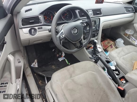 ✅ 2016 Volkswagen Passat S • VIN: 1VWAT7A36GC043342 • Lot: 81147925. Listed on Copart with 110,935 mi. Free auction sales archive from the USA and detailed vehicle history report at DreamBid. Image 8.