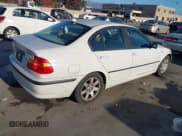 ✅ 2004 BMW 3 Series 325i • VIN: WBAET37414NJ41950 • Lot: 43883478. Listed on IAAI with 213,622 mi. Free auction sales archive from the USA and detailed vehicle history report at DreamBid. Image 4.