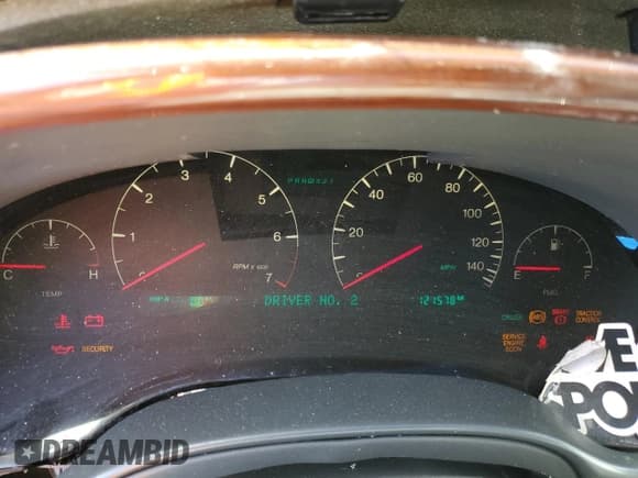 ✅ 2001 Cadillac DeVille DTS • VIN: 1G6KF57931U175090 • Lot: 51701395. Listed on Copart with 121,578 mi. Free auction sales archive from the USA and detailed vehicle history report at DreamBid. Image 9.