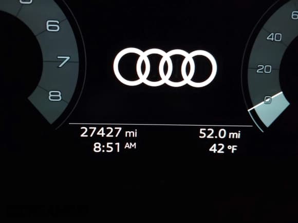 ✅ 2022 Audi Q3 Premium • VIN: WA1AUCF37N1031236 • Лот: 41453286. Опубликован ранее на IAAI с пробегом 27 427 миль. Бесплатный доступ к архиву аукционных продаж из США и подробный отчёт об истории автомобиля на DreamBid. Изображение 7.