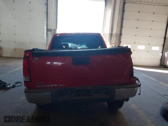 ✅ 2011 GMC Sierra 1500 SLT • VIN: 3GTP2WE33BG390640 • Лот: 43505185. Опубликован ранее на IAAI с пробегом 191 240 миль. Бесплатный доступ к архиву аукционных продаж из США и подробный отчёт об истории автомобиля на DreamBid. Изображение 16.