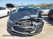 ✅ 2018 Chevrolet Cruze LT • VIN: 3G1BE6SM5JS601680 • Lot: 41832083. Listed on Copart with 82,357 mi. Free auction sales archive from the USA and detailed vehicle history report at DreamBid. Image 5.