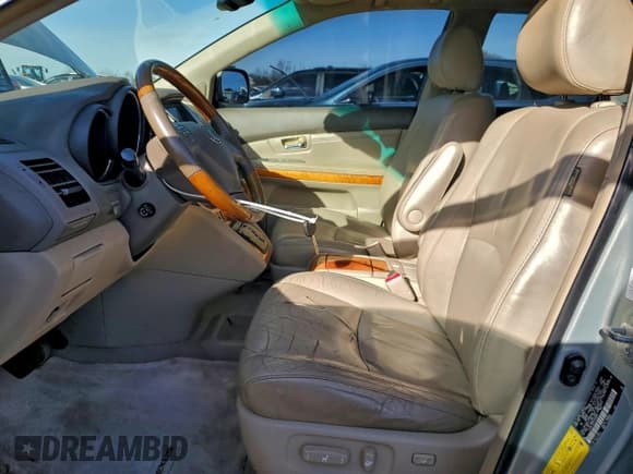 ✅ 2007 Lexus RX 350 • VIN: 2T2HK31U17C038977 • Lot: 93736655. Wystawiony na Copart z przebiegiem 204 709 mil. Bezpłatny archiwum sprzedaży aukcyjnych z USA i szczegółowy raport historii pojazdu na DreamBid. Zdjęcie 7.