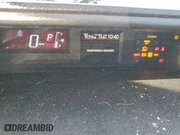 ✅ 2015 Toyota Prius One • VIN: JTDKDTB32F1575533 • Лот: 95345505. Опубликован ранее на Copart с пробегом 97 316 миль. Бесплатный доступ к архиву аукционных продаж из США и подробный отчёт об истории автомобиля на DreamBid. Изображение 9.