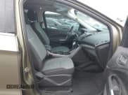 ✅ 2013 Ford Escape SE • VIN: 1FMCU9G9XDUD72871 • Lot: 42194776. Listed on IAAI with 70,031 mi. Free auction sales archive from the USA and detailed vehicle history report at DreamBid. Image 5.