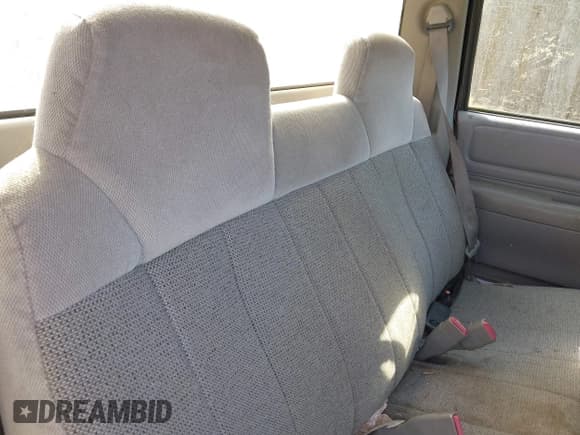 ✅ 1995 Chevrolet S-10 • VIN: 1GCCS1448S8118005 • Lot: 43692759. Listed on IAAI with 119,070 mi. Free auction sales archive from the USA and detailed vehicle history report at DreamBid. Image 8.