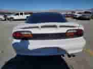 2002 Chevrolet Camaro Z28 z VIN 2G1FP22G922146192, wystawiony jako Copart lot #87924525 z przebiegiem 151 770 mil mil oraz Szkoda całkowita • Salvage title. Historia ofert i sprzedaży dostępna na DreamBid. Obrazek 6.