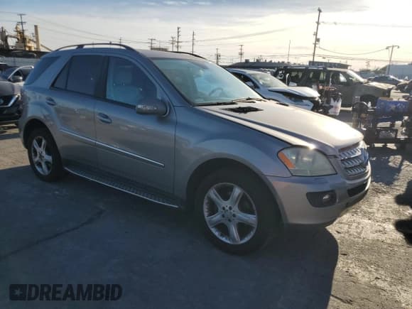 ✅ 2008 Mercedes-Benz M 320 CDI • VIN: 4JGBB22E78A328265 • Lot: 92201255. Listed on Copart with 209,280 mi. Free auction sales archive from the USA and detailed vehicle history report at DreamBid. Image 4.