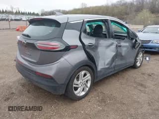 ✅ 2023 Chevrolet Bolt EV 1LT • VIN: 1G1FW6S09P4136907 • Lot: 42081367. Wystawiony na IAAI z przebiegiem 41 736 mil. Bezpłatny archiwum sprzedaży aukcyjnych z USA i szczegółowy raport historii pojazdu na DreamBid. Zdjęcie 4.
