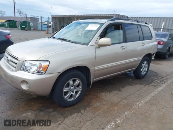 ✅ 2007 Toyota Highlander • VIN: JTEGP21A070127169 • Lot: 41783072. Wystawiony na IAAI z przebiegiem 114 999 mil. Bezpłatny archiwum sprzedaży aukcyjnych z USA i szczegółowy raport historii pojazdu na DreamBid. Zdjęcie 19.