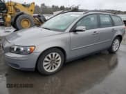 ✅ 2005 Volvo V50 • VIN: YV1MW390752049559 • Lot: 87244364. Listed on Copart with 127,789 mi. Free auction sales archive from the USA and detailed vehicle history report at DreamBid. Image 1.