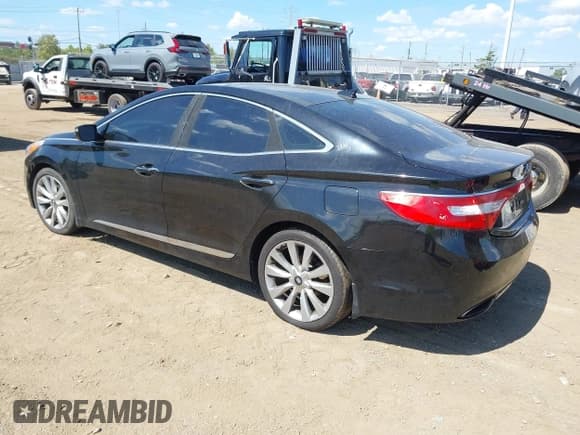 ✅ 2013 Hyundai Azera • VIN: KMHFH4JG6DA326399 • Lot: 43138773. Listed on IAAI with 198,082 mi. Free auction sales archive from the USA and detailed vehicle history report at DreamBid. Image 3.