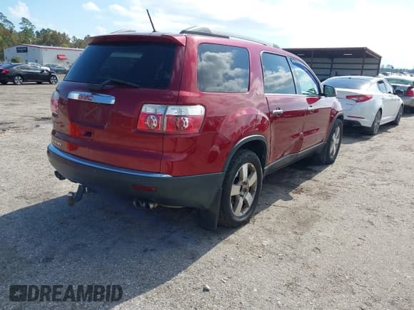 ✅ 2010 GMC Acadia SLT1 • VIN: 1GKLRMED7AJ124109 • Lot: 43618411. Wystawiony na IAAI z przebiegiem 238 467 mil. Bezpłatny archiwum sprzedaży aukcyjnych z USA i szczegółowy raport historii pojazdu na DreamBid. Zdjęcie 4.