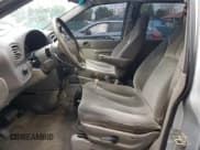 ✅ 2003 Dodge Caravan SE • VIN: 1D4GP25B73B121491 • Lot: 70127985. Wystawiony na Copart z przebiegiem 232 945 mil. Bezpłatny archiwum sprzedaży aukcyjnych z USA i szczegółowy raport historii pojazdu na DreamBid. Zdjęcie 7.