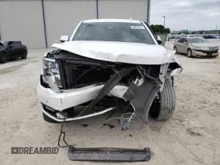 ✅ 2016 Chevrolet Suburban LT • VIN: 1GNSCHKC7GR413410 • Lot: 48401914. Wystawiony na Copart z przebiegiem 192 168 mil. Bezpłatny archiwum sprzedaży aukcyjnych z USA i szczegółowy raport historii pojazdu na DreamBid. Zdjęcie 5.