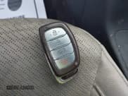 ✅ 2017 Hyundai Elantra SE • VIN: 5NPD84LF0HH071327 • Lot: 42006739. Listed on IAAI with 110,836 mi. Free auction sales archive from the USA and detailed vehicle history report at DreamBid. Image 11.