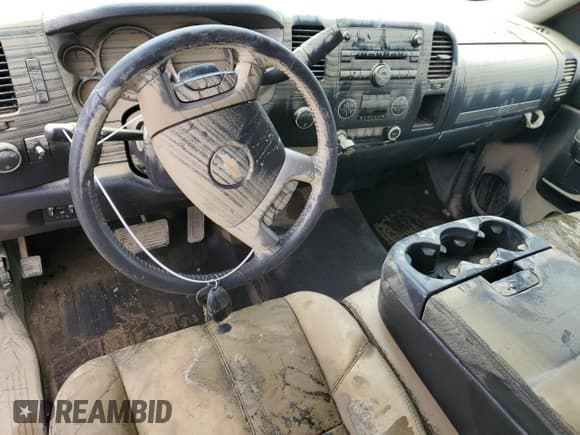 ✅ 2012 Chevrolet Silverado 2500HD LT • VIN: 1GC1KXC85CF105806 • Lot: 46552525. Wystawiony na Copart z przebiegiem Nie podano. Bezpłatny archiwum sprzedaży aukcyjnych z USA i szczegółowy raport historii pojazdu na DreamBid. Zdjęcie 8.