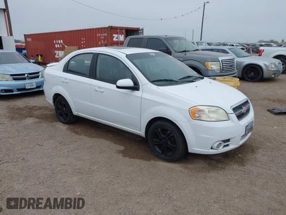 ✅ 2011 Chevrolet Aveo 2LT • VIN: KL1TG5DE2BB220153 • Lot: 41592416. Wystawiony na IAAI z przebiegiem 178 789 mil. Bezpłatny archiwum sprzedaży aukcyjnych z USA i szczegółowy raport historii pojazdu na DreamBid. Zdjęcie 1.