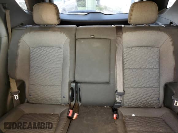 2018 Chevrolet Equinox LT z VIN 2GNAXJEV8J6352656, wystawiony jako Copart lot #90428255 z przebiegiem 173 386 mil mil oraz Czysty tytuł • Clean title. Historia ofert i sprzedaży dostępna na DreamBid. Obrazek 10.