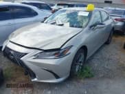 ✅ 2024 Lexus ES 300h Luxury • VIN: 58AEA1C17RU049851 • Lot: 43159025. Listed on IAAI with 3,473 mi. Free auction sales archive from the USA and detailed vehicle history report at DreamBid. Image 2.