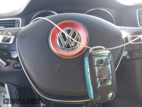 ✅ 2017 Volkswagen Jetta SE • VIN: 3VWDB7AJ9HM277697 • Лот: 43622361. Опубликован ранее на IAAI с пробегом 45 326 миль. Бесплатный доступ к архиву аукционных продаж из США и подробный отчёт об истории автомобиля на DreamBid. Изображение 11.