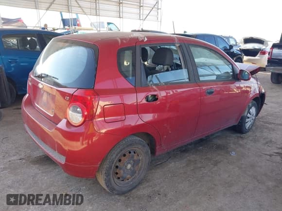 ✅ 2011 Chevrolet Aveo 1LT • VIN: KL1TD6DE8BB238459 • Lot: 41496919. Wystawiony na IAAI z przebiegiem 153 762 mil. Bezpłatny archiwum sprzedaży aukcyjnych z USA i szczegółowy raport historii pojazdu na DreamBid. Zdjęcie 4.