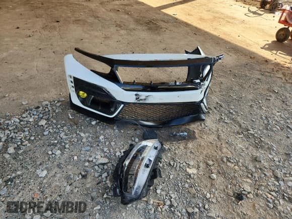 ✅ 2017 Honda Civic Type R Touring • VIN: SHHFK8G79HU200554 • Лот: 71908725. Опубликован ранее на Copart с пробегом 55 589 миль. Бесплатный доступ к архиву аукционных продаж из США и подробный отчёт об истории автомобиля на DreamBid. Изображение 12.