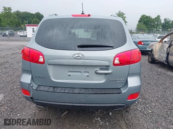 ✅ 2008 Hyundai Santa Fe SE • VIN: 5NMSH73E98H217656 • Lot: 42883155. Wystawiony na IAAI z przebiegiem 145 522 mil. Bezpłatny archiwum sprzedaży aukcyjnych z USA i szczegółowy raport historii pojazdu na DreamBid. Zdjęcie 17.